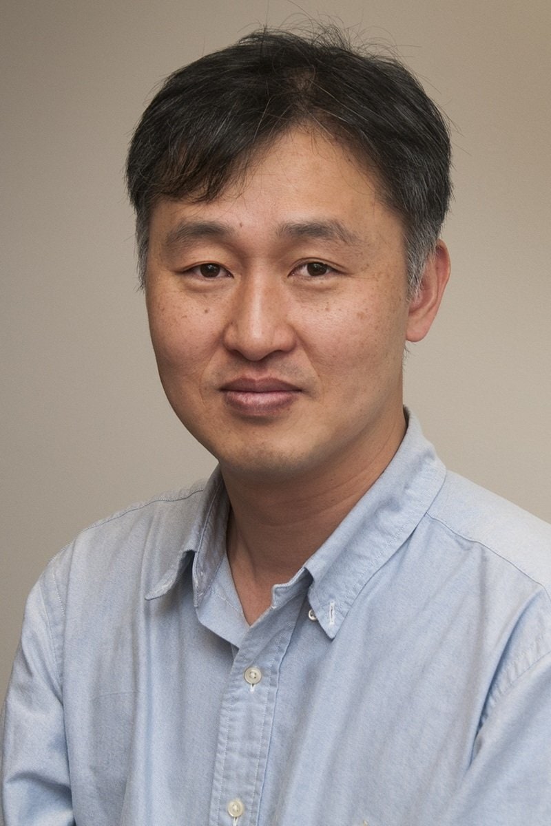 Jeong-Hyun Cho, Associate Professor